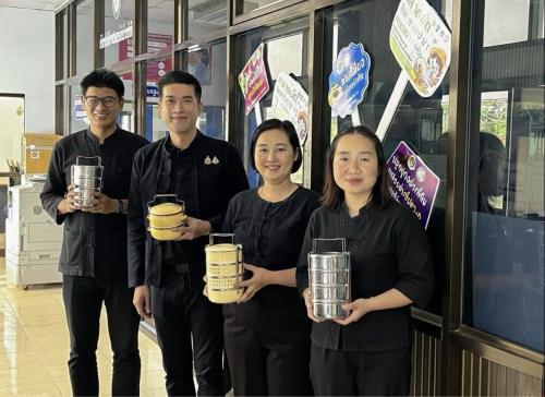 พช.ทุ่งหัวช้าง ดำเนิน "กิจกรรม Kick Off หิ้วปิ่นโต ใส่ผ้าไทย ร่วมใจ 5 ส.)”